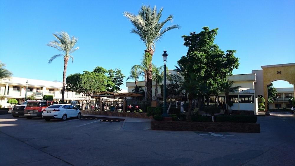 Hotel San Sebastian Hermosillo Exterior photo